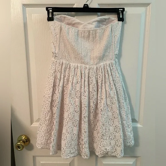 Lilly Pulitzer Strapless Sweetheart Lace Dress - Picture 2 of 4
